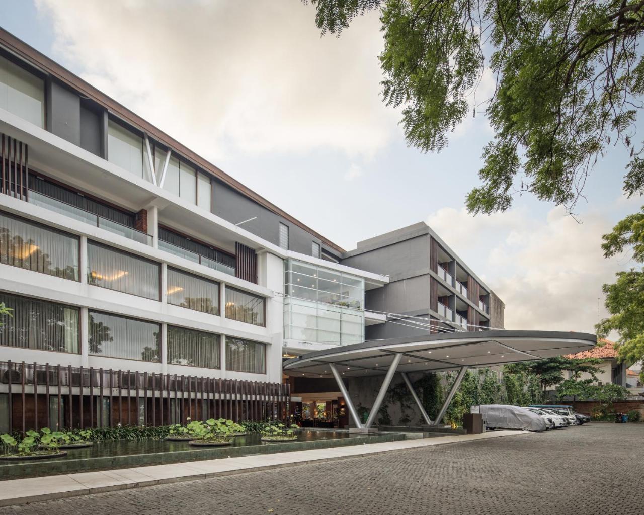 ג'ימבאראן Suites By Watermark Hotel And Spa מראה חיצוני תמונה